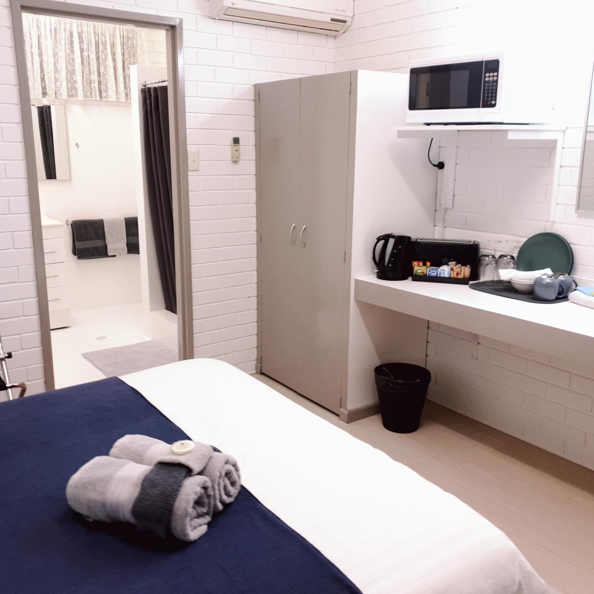 Jillaroo Motor Inn Глен-Иннес Экстерьер фото