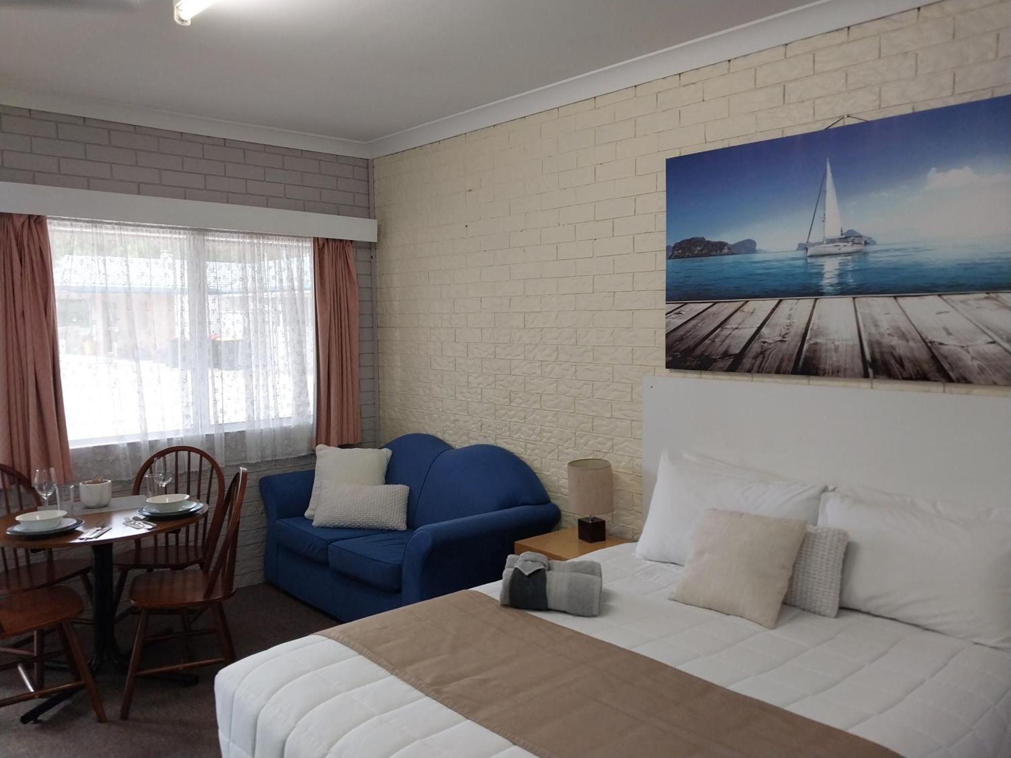 Jillaroo Motor Inn Глен-Иннес Экстерьер фото